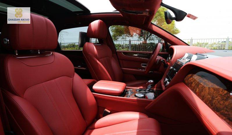 Bentley Bentayga 2018 MY European Specs full