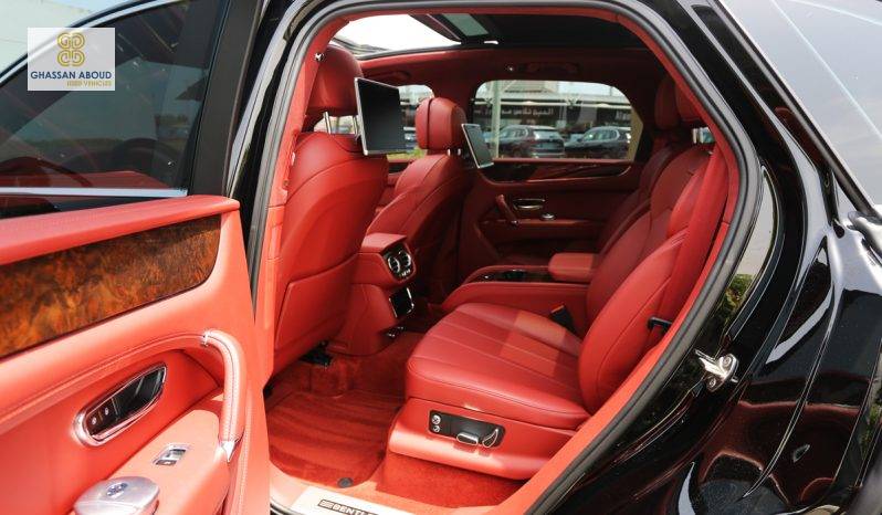 Bentley Bentayga 2018 MY European Specs full