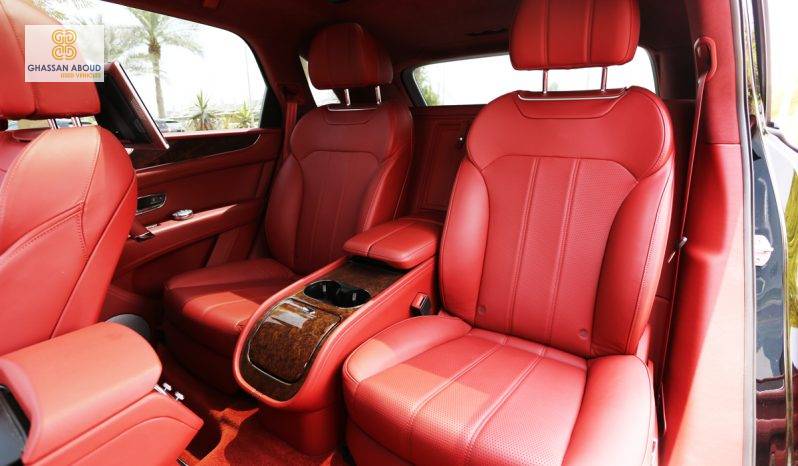 Bentley Bentayga 2018 MY European Specs full