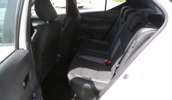 Certified Vehicle with Delivery option & Warranty; KICKS(GCC Specs)in good condition(Code :06235) ممتلئ