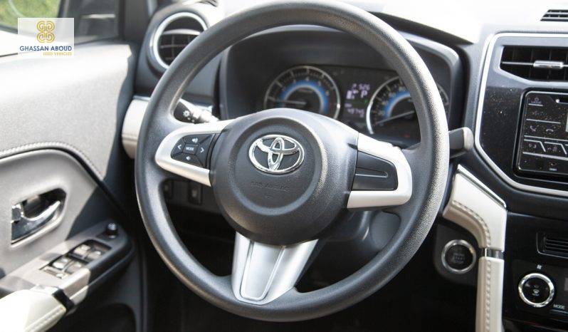 (EN) Toyota Rush 1.5L with Automatic Transmission & 7 Seats(12438) ممتلئ